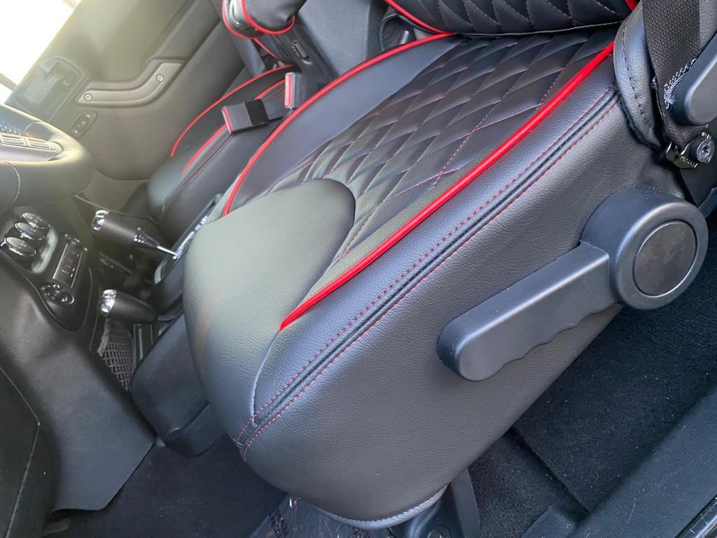 Full 5-Seat Set Black PU Leather Car Seat Covers – For Jeep Wrangler 2007-2023 (Soillar)