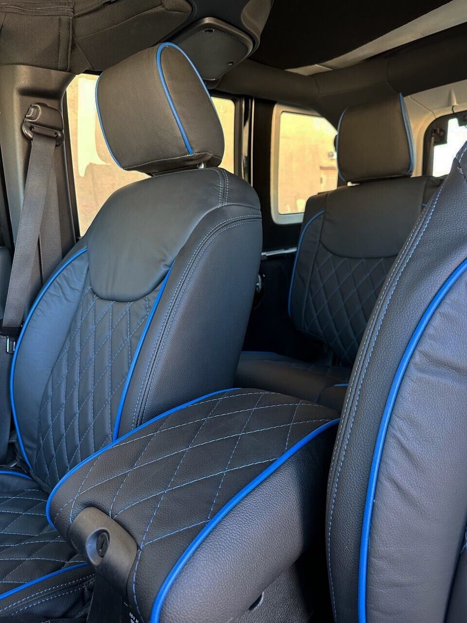 2016-2017 Fits JEEP WRANGLER JK CUSTOM LEATHER SEAT COVERS BLACK & Blue DIAMOND