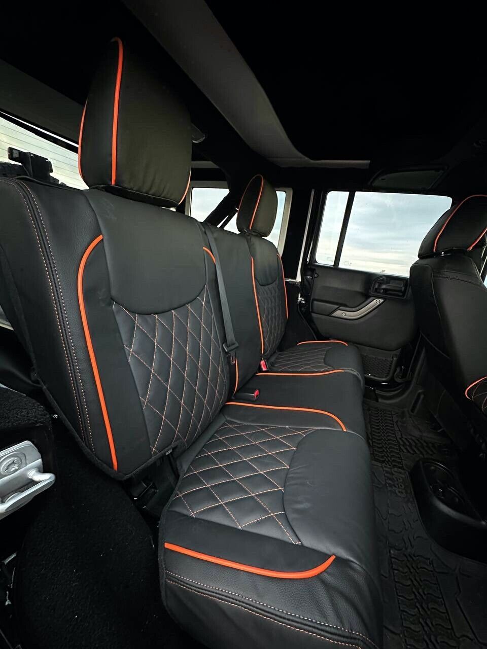 2014-2017 Fits JEEP WRANGLER JK CUSTOM LEATHER SEAT COVERS BLACK& Orange Diamond
